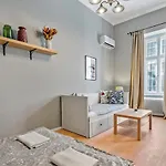 Venus - Akacfa Ii Appartement *